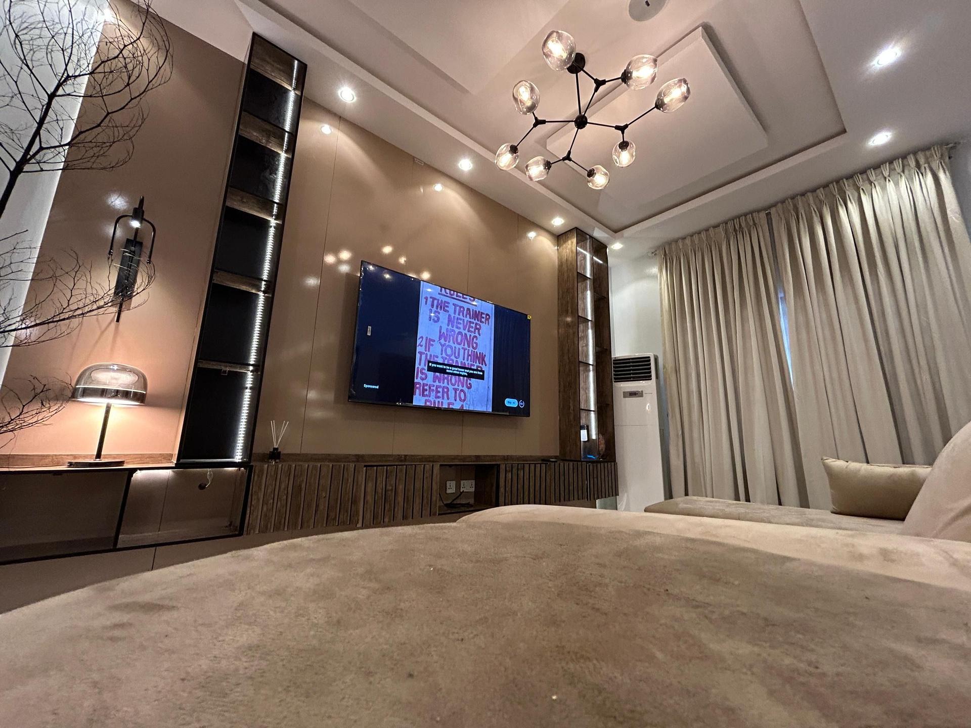 https://image.cityspacesandbookings.com/1762177232-6206f980.jpeg