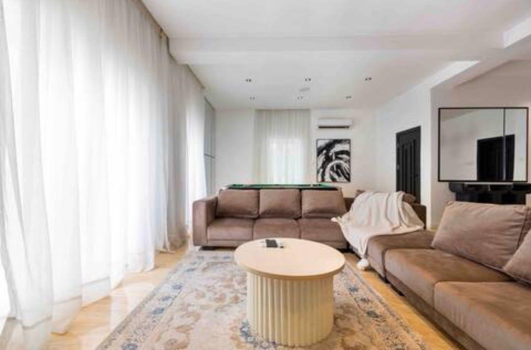 https://image.cityspacesandbookings.com/1789604965-209cf5e2.jpg