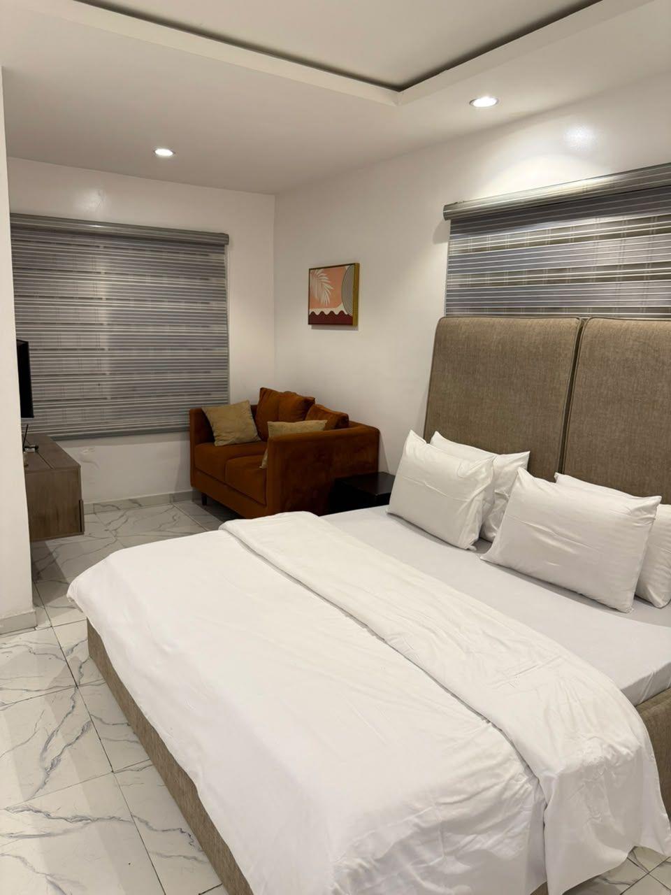 https://image.cityspacesandbookings.com/1790949354-f98e23cc.jpg