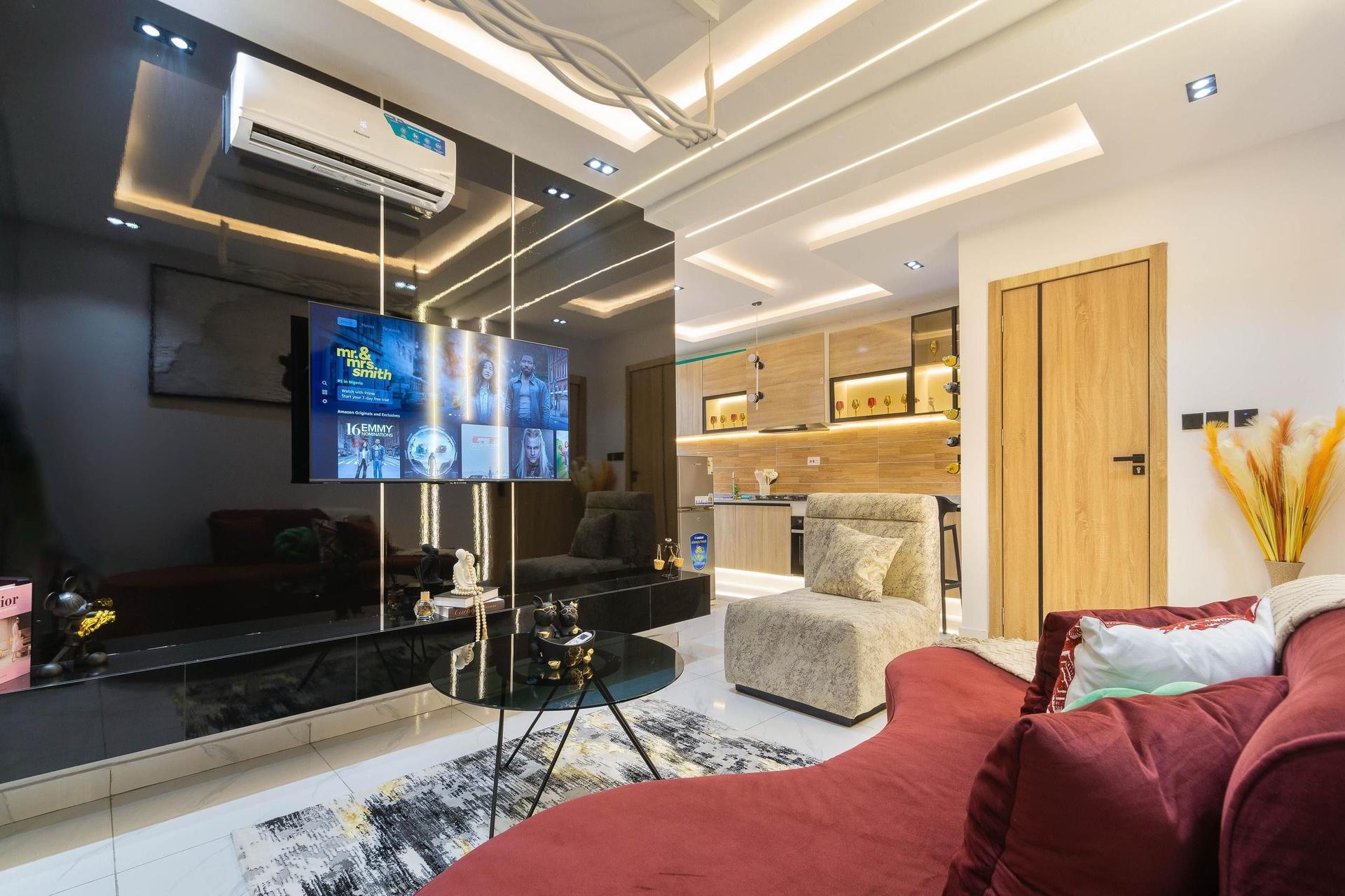 https://image.cityspacesandbookings.com/apartments/688d2749125fc6d0b47b898f/bedroom/fbb3cb70-f3af-478f-a8fe-bf447fc4729a.jpeg