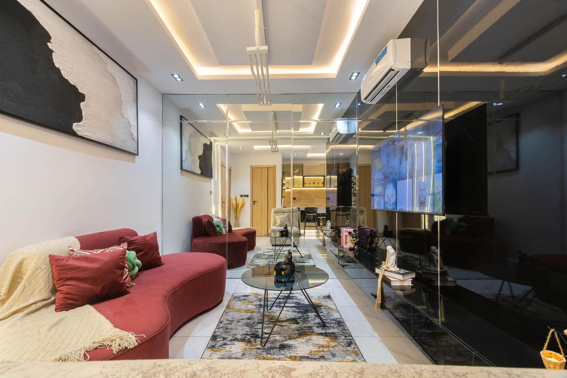 https://image.cityspacesandbookings.com/apartments/68ce88ff52f203ae84915ad5/bedroom/fbf368a5-9977-4eb1-bd5e-100e6a50b317.jpeg