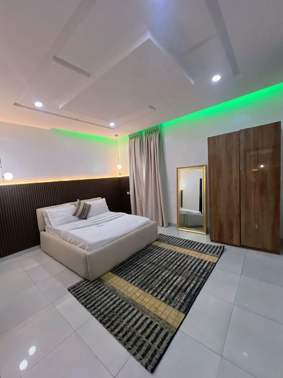https://image.cityspacesandbookings.com/apartments/6964afaef29fa72a1ecbada3/bedroom/1768206405-03dcaf35.jpeg