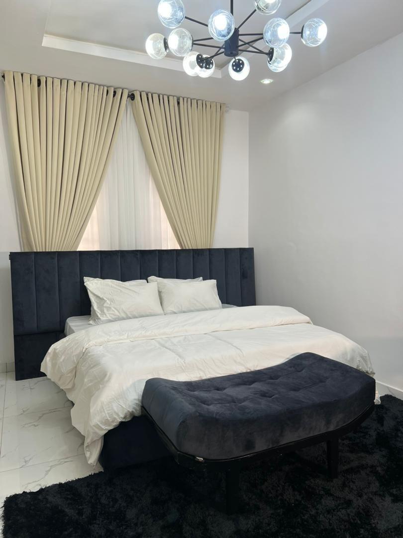 https://image.cityspacesandbookings.com/apartments/69ac311e1879ed87243ac234/bedroom/1772898714-2505ce19.jpeg