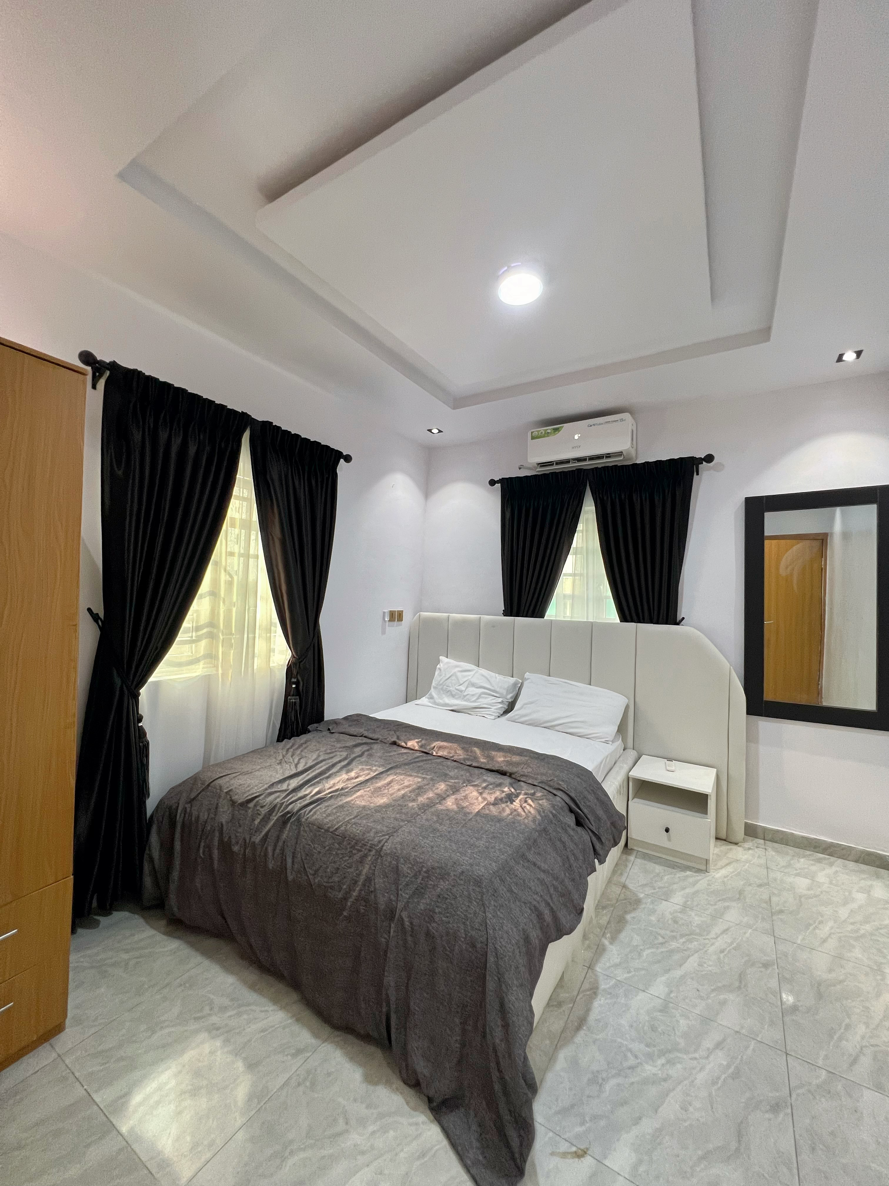 https://image.cityspacesandbookings.com/apartments/6a03c3bd9cbec3af5593dab0/bedroom/1778631930-1af83b39.png