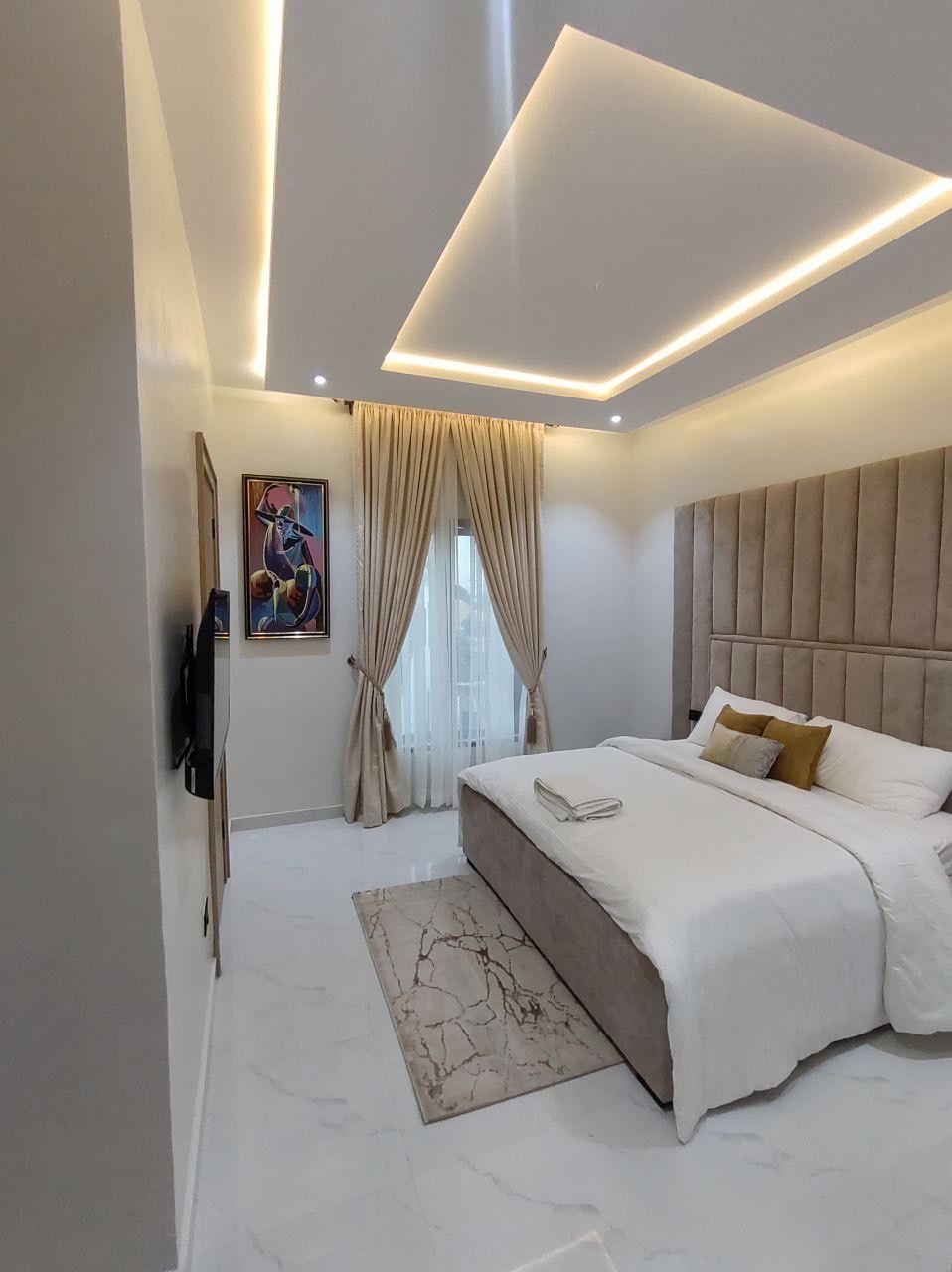 https://image.cityspacesandbookings.com/apartments/6a09c7c99cbec3af5593dac0/bedroom/1779026374-21fd13a6.jpeg