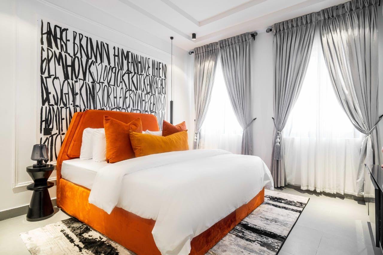 https://image.cityspacesandbookings.com/apartments/6a15a79e150c4118089023f9/bedroom/1779804469-5b373157.jpeg