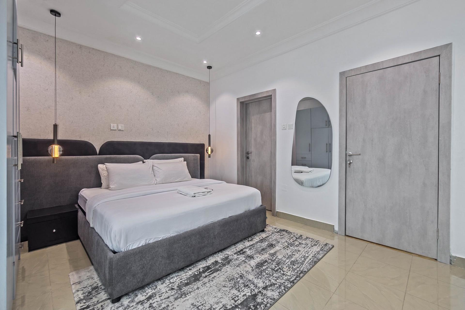 https://image.cityspacesandbookings.com/apartments/6aa91e39525565a880e4948d/bedroom/1789468322-d127139e.jpg