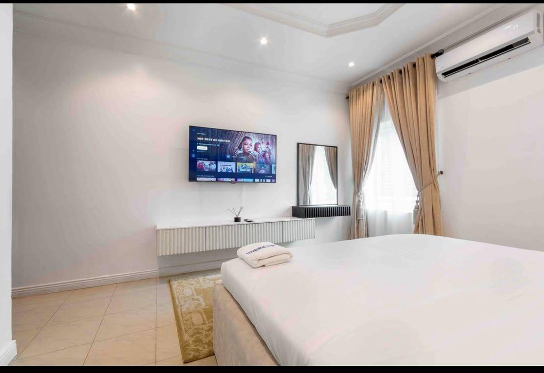 https://image.cityspacesandbookings.com/apartments/6aa922c9525565a880e49493/bedroom/1789469474-4b7fa7af.jpg