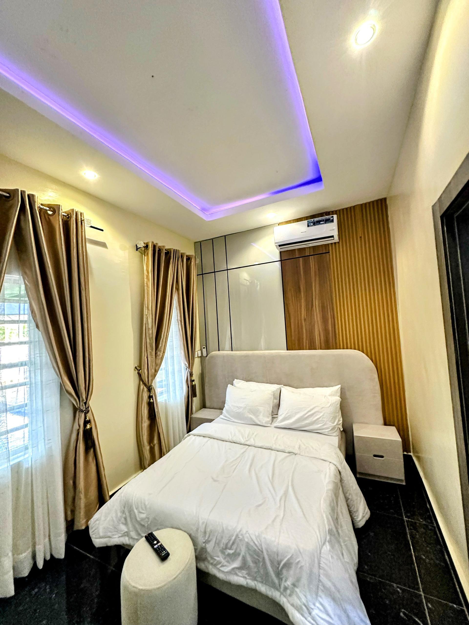 https://image.cityspacesandbookings.com/apartments/6aac4f694d51c7a3367fd3f7/bedroom/1789679318-b2a67fde.jpg
