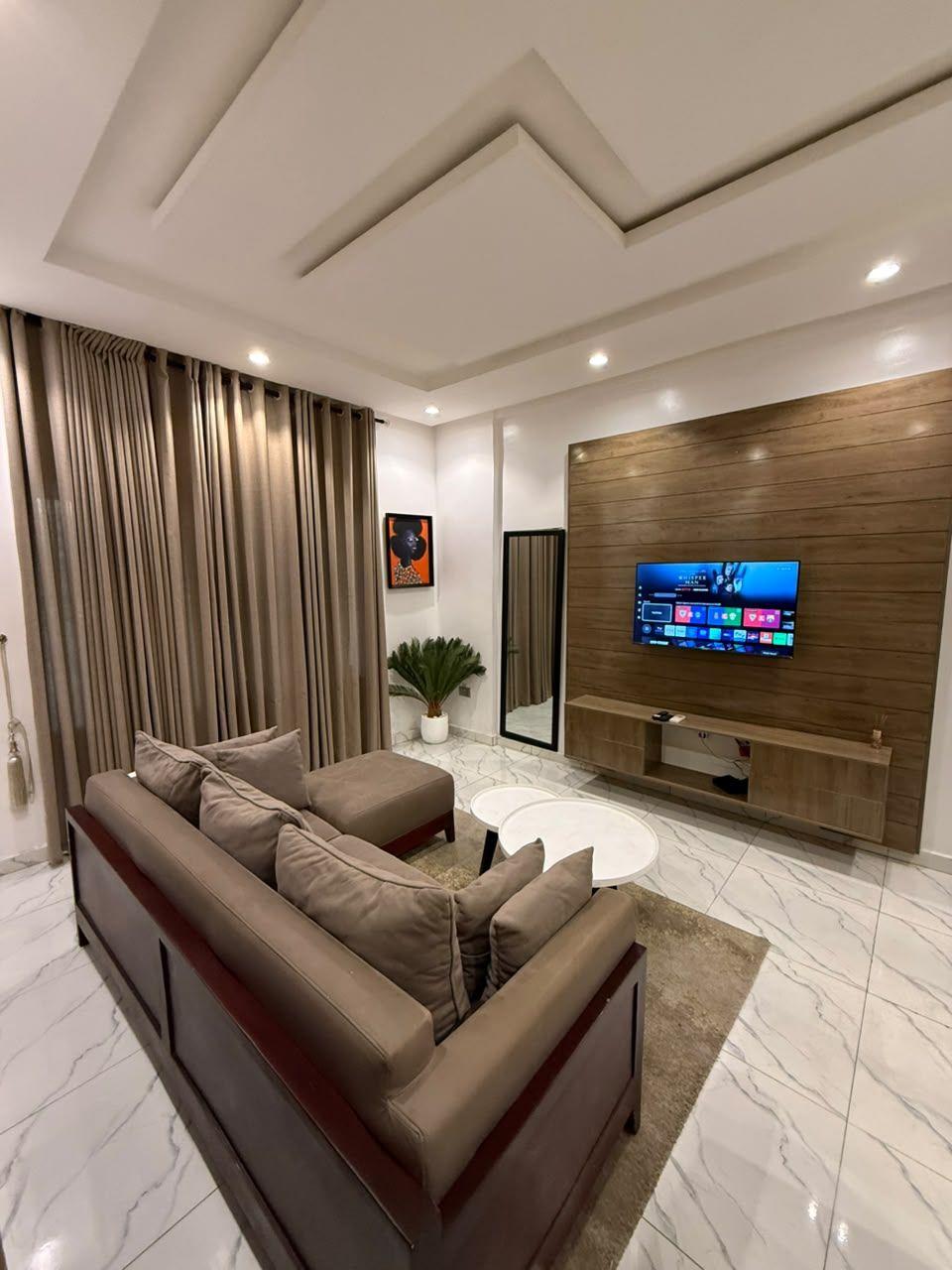 https://image.cityspacesandbookings.com/apartments/6abfd9dd937359e460949ca3/sittingroom/1790958164-13f93b34.jpg