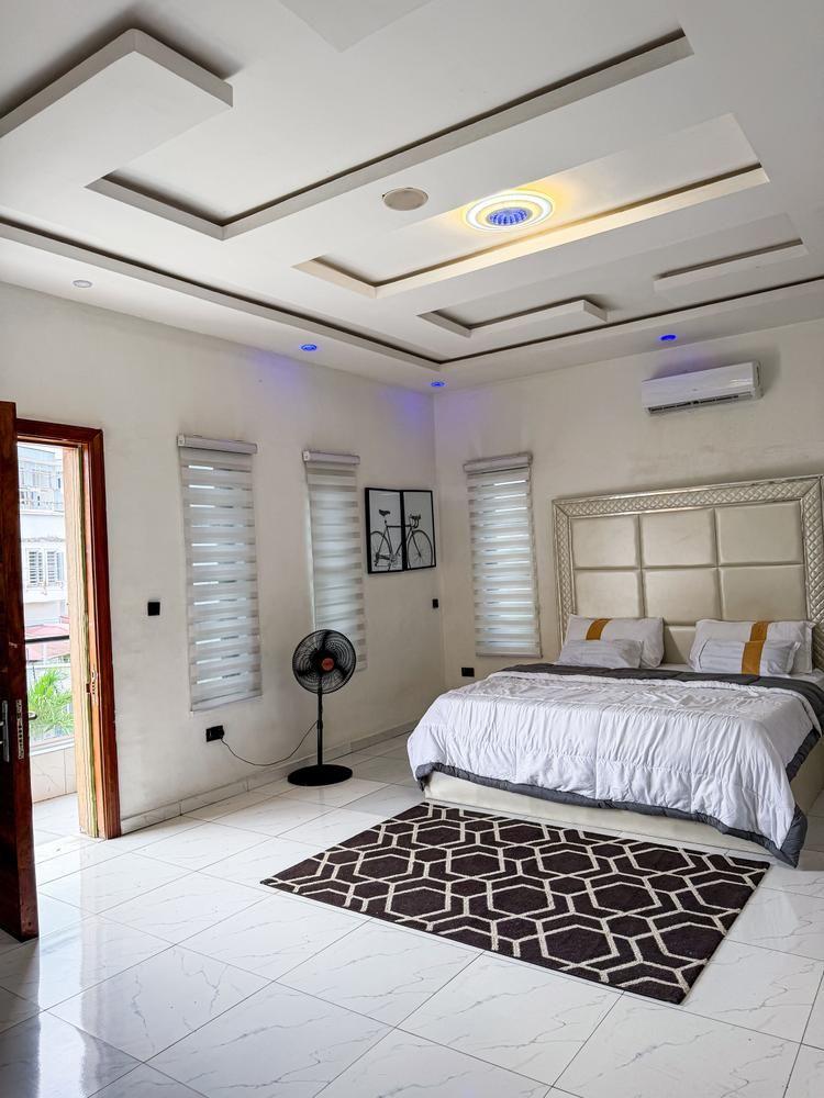https://image.cityspacesandbookings.com/apartments/6ac762a51dd1198a49ff51c0/bedroom/1791451955-c628ce20.jpg