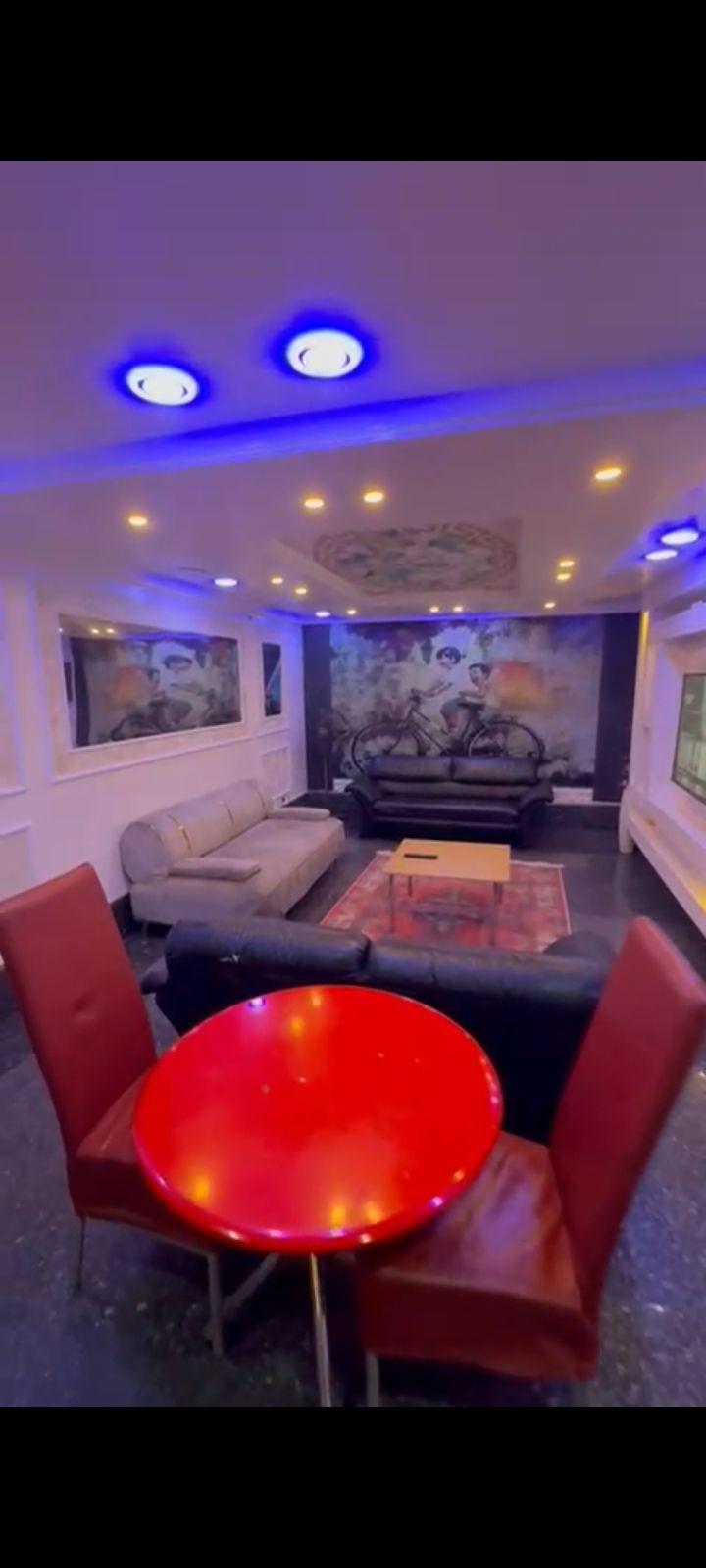 https://image.cityspacesandbookings.com/apartments/6ac8ef65f8eeaaade0312d95/sittingroom/1791553592-b76b228c.jpg