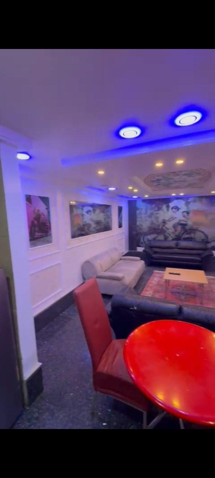 https://image.cityspacesandbookings.com/apartments/6ac8ef65f8eeaaade0312d95/sittingroom/1791553592-d4b414c0.jpg