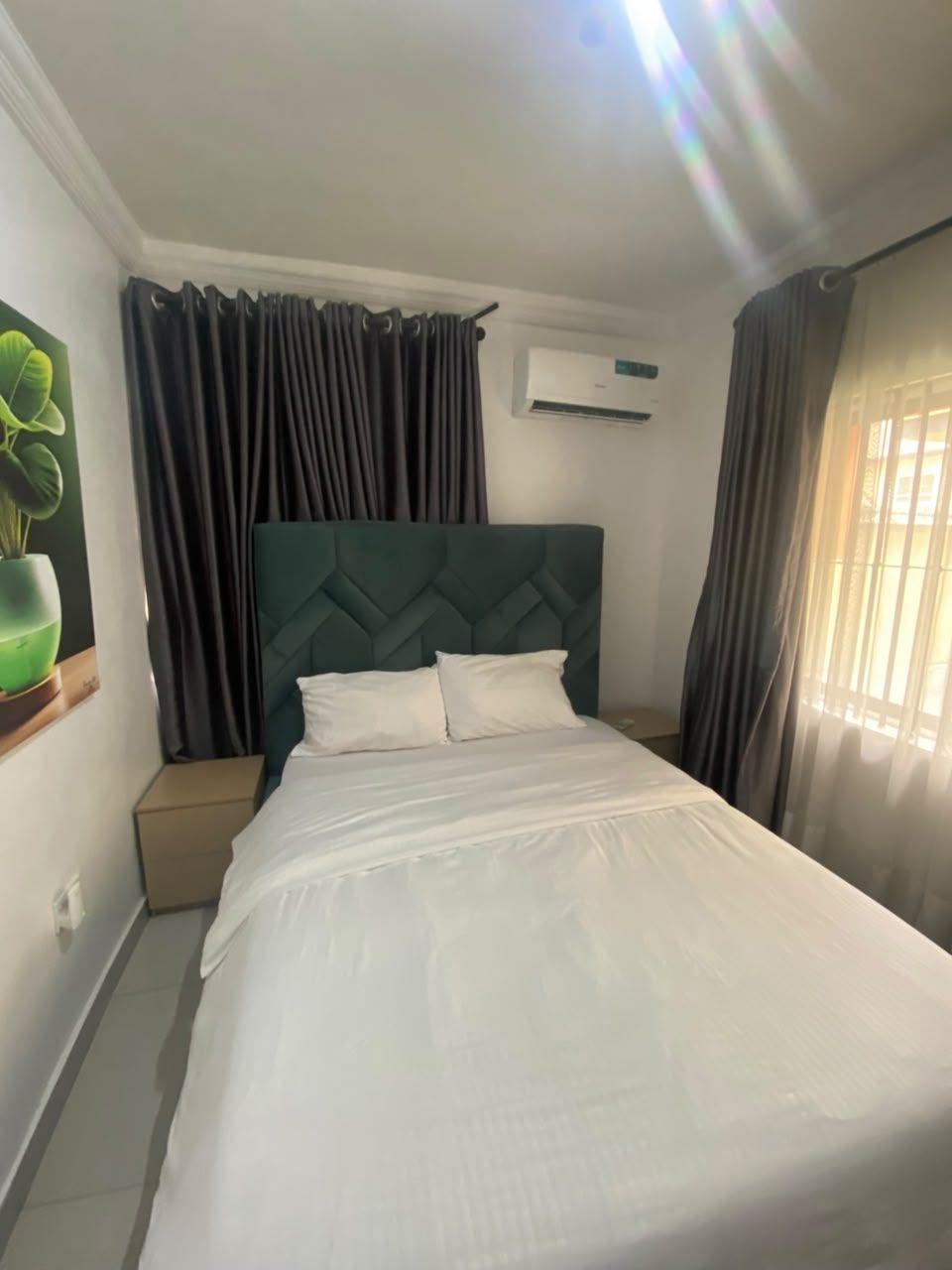 https://image.cityspacesandbookings.com/apartments/6ad354ceeaeea36529d3a9bd/bedroom/1792236168-24a49131.jpg