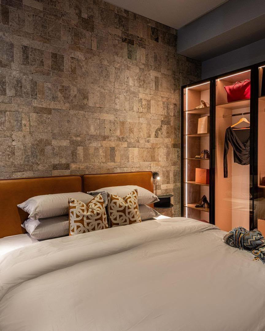 https://image.cityspacesandbookings.com/apartments/6ae081575edb9bfb9e7fbeb4/bedroom/1793098214-77d7b1d7.jpg